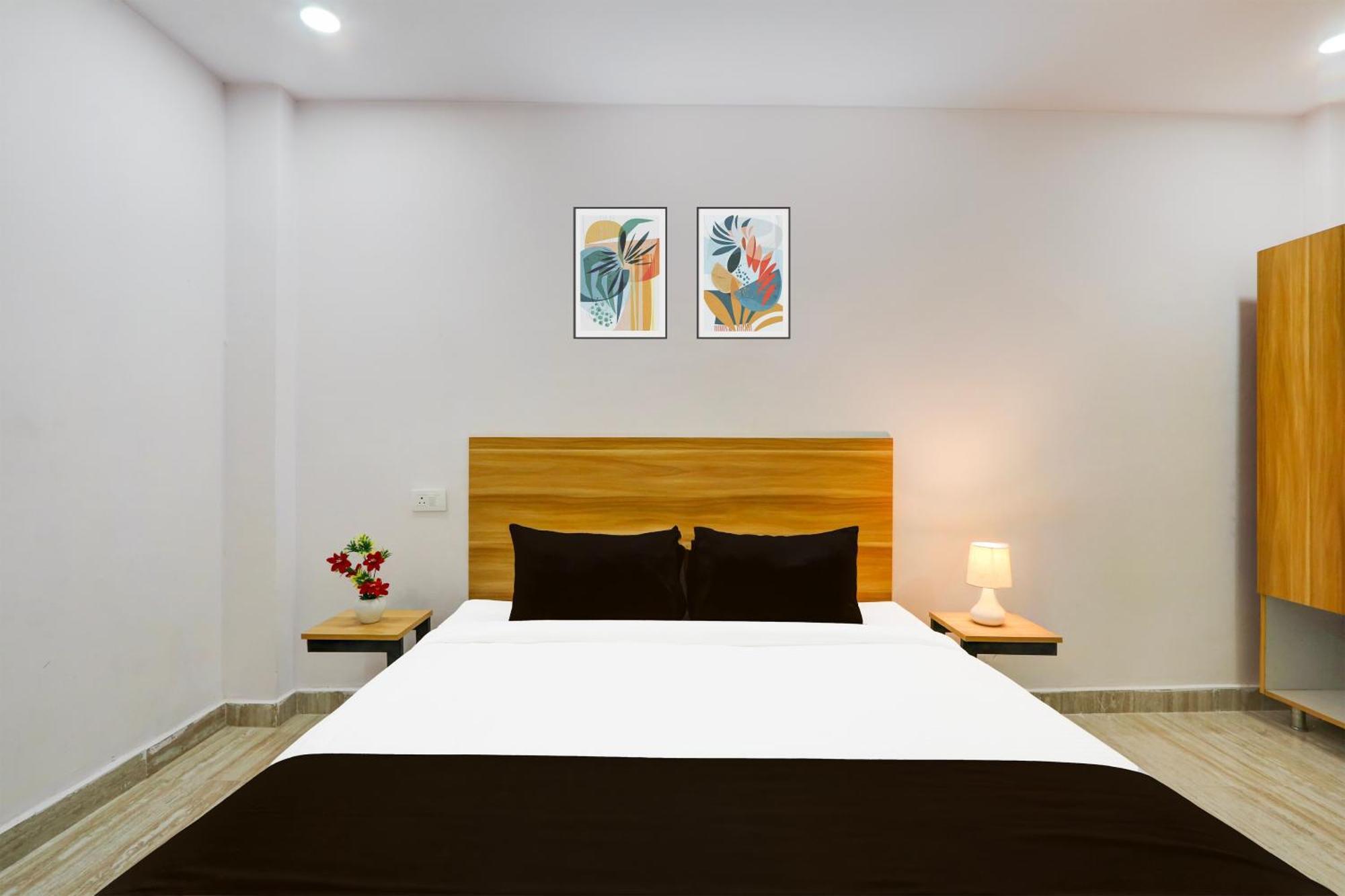 Hotel O Living Tree In Hyderabad Exterior photo