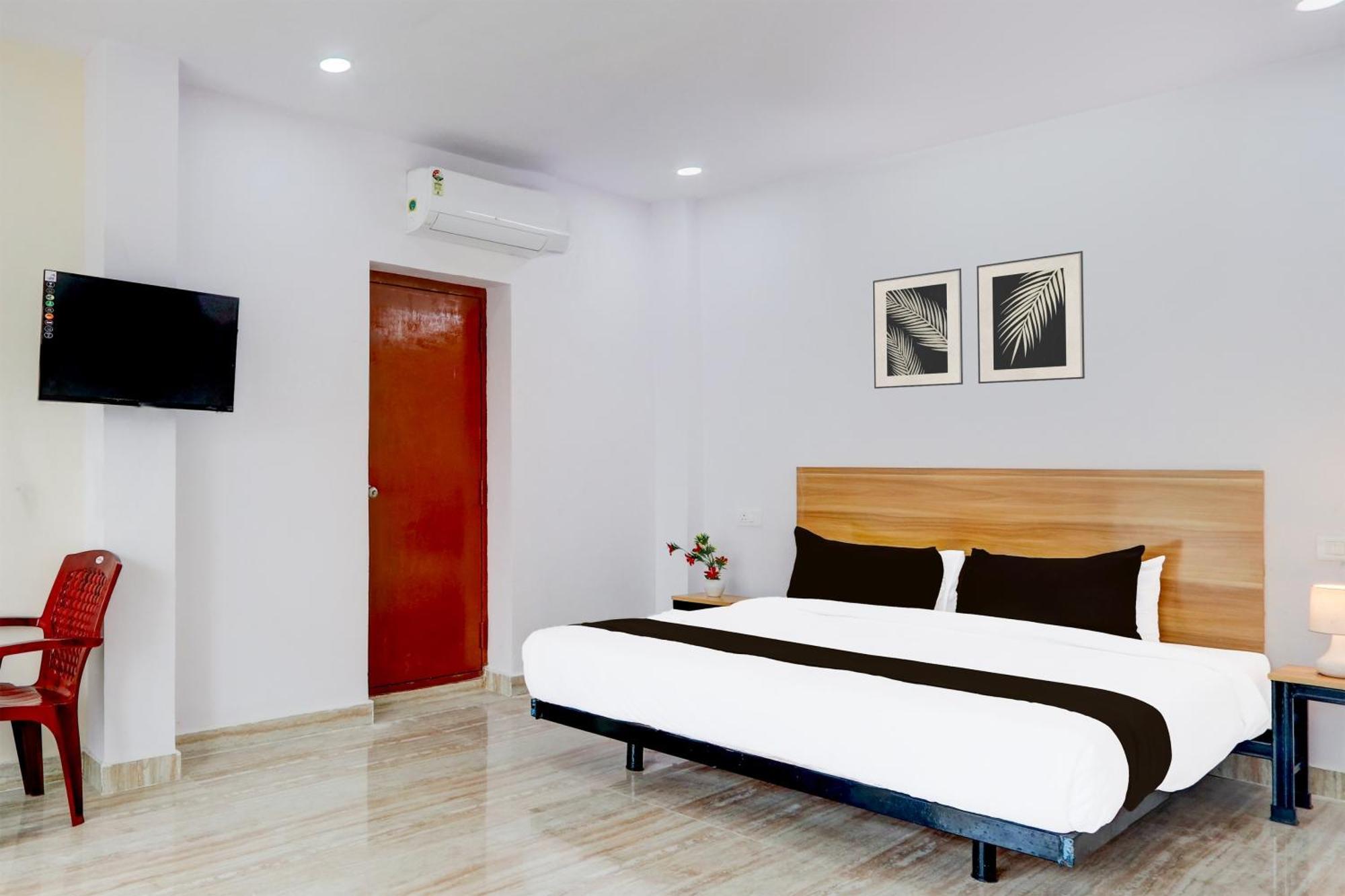 Hotel O Living Tree In Hyderabad Exterior photo